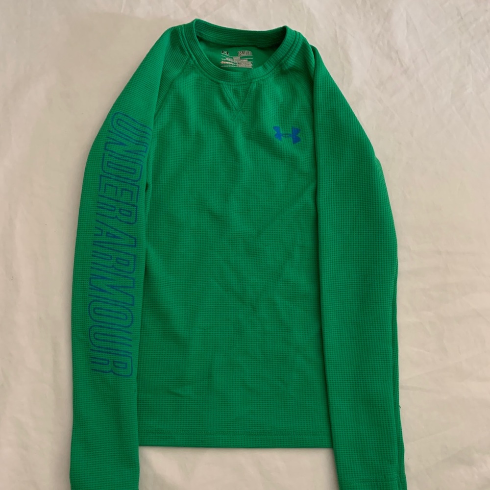 Green under armour shirt